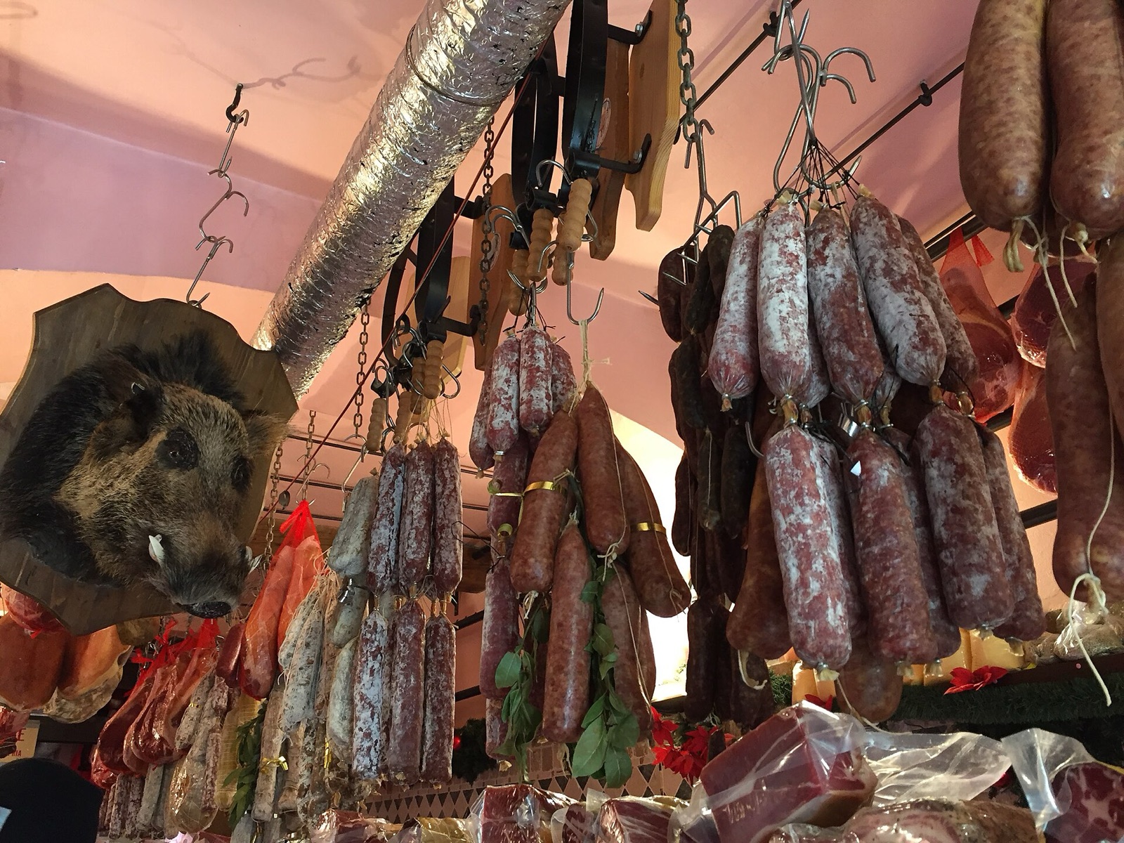 Rome's Urban Gardens & Garbatella Market